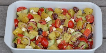 Græsk inspireret kartoffelsalat - sund og lækker mad.