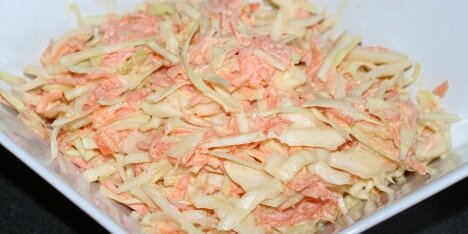 Endnu et billede af den lækre coleslaw.