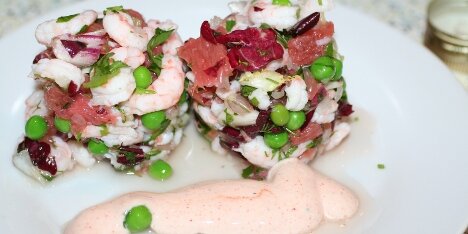 Kan f.eks. anrettes vha. madringe, men er flottest i cocktailglas.