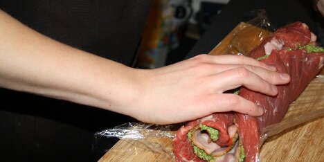 Husk at fjerne filmen.