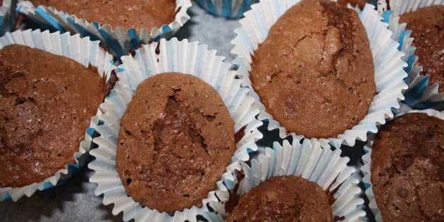 Lavet med flere slags chokolade får kagerne en nuanceret sødme.