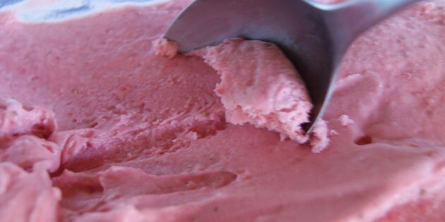 Lavet rigtigt kan hjemmelavet is sagtens få den rette konsistens.