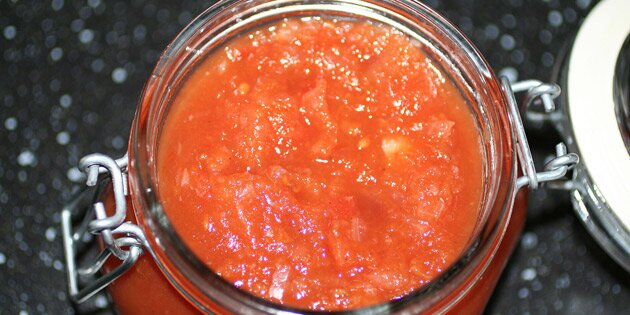 Tomatketchup har mere struktur, når det er hjemmelavet