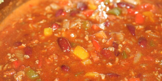 Det simrer i gryden.