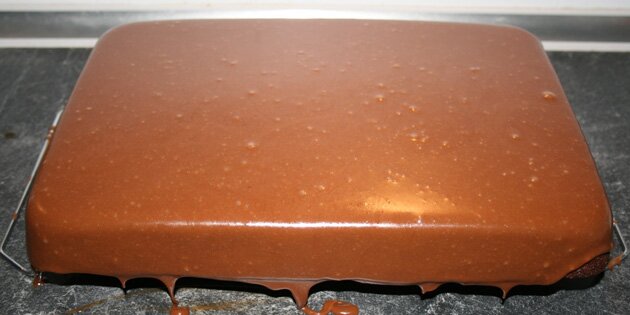 Glasuren er fordelt i et jævnt lag