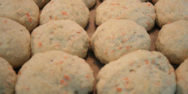 Her er bollerne klar til at komme i ovnen.