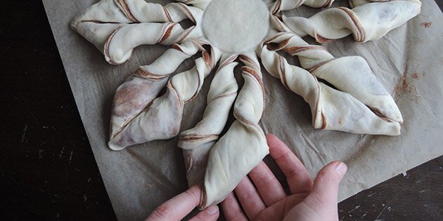 Stykkerne samles i enderne