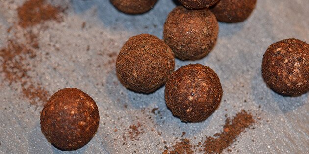 De trilles i lakridspulver.