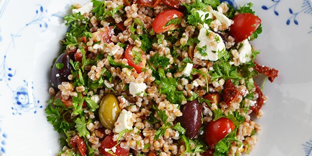 Den lækre salat set fra oven.