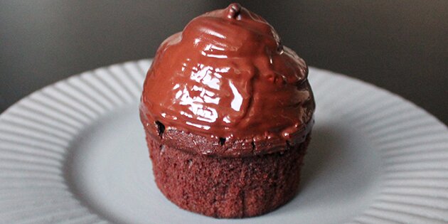 En skøn kombination af chokolademuffins og flødeboller.