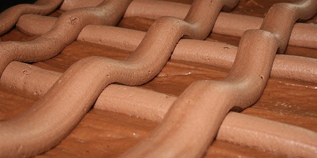 Cremen er sprøjtet ud på dejen