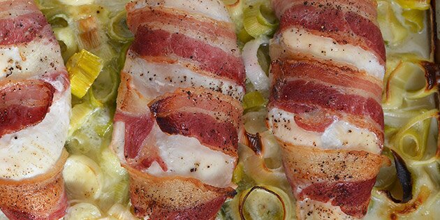 Her er et billede helt tæt på retten.