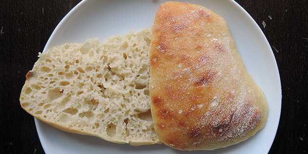 Sprød udenpå og en luftig og sej krumme indeni