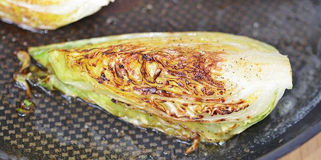 Det får en dejlig karamelliseret overflade.