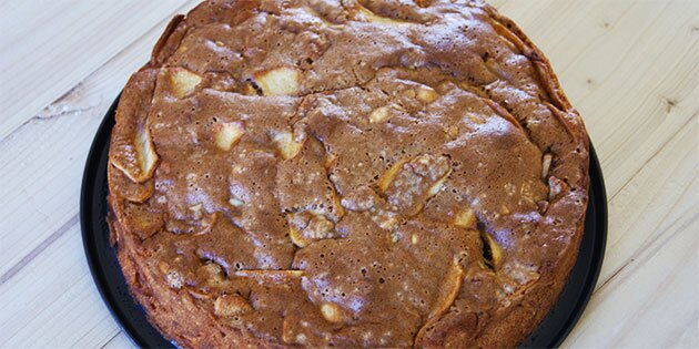 Kagen er propfyldt med æblebåde