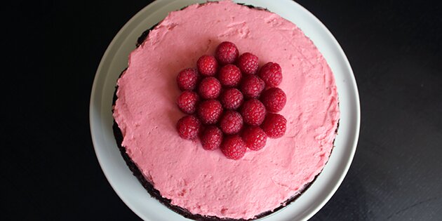 Chokolade og friske hindbær smager så godt sammen.