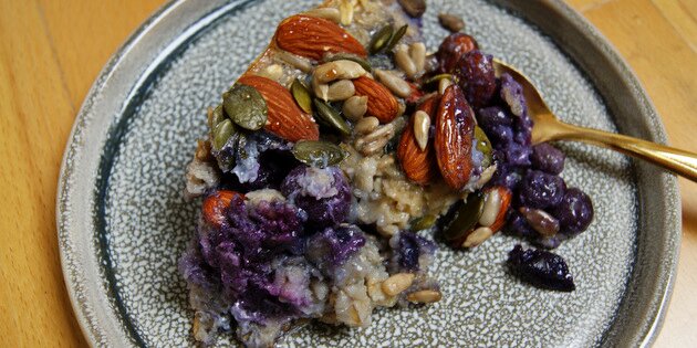 De dejlige blåbær smager skønt sammen med havregrøden