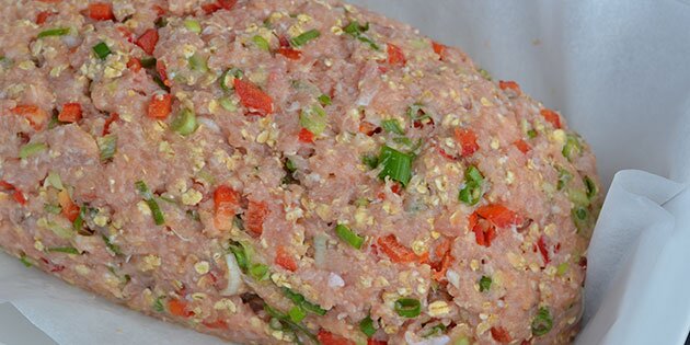 Kyllingefarsbrødet skal bages i ovnen
