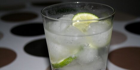 En af de mange drinks der er baseret på gin og lime.