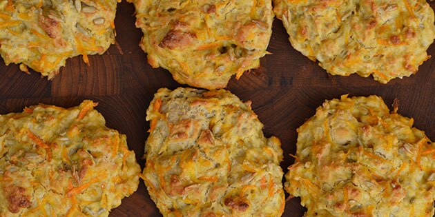 Bollerne indeholder også honning, solsikkekerner, A38 og havregryn