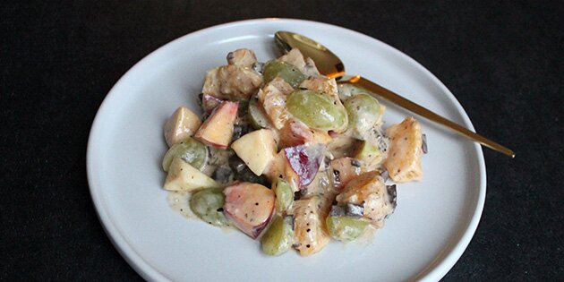 Lækker og cremet frugtsalat med et herligt twist af lakrids.