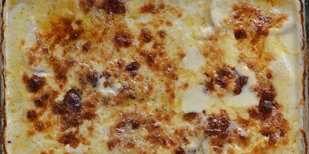 Cremede flødekartofler og en hel masse smeltet ost