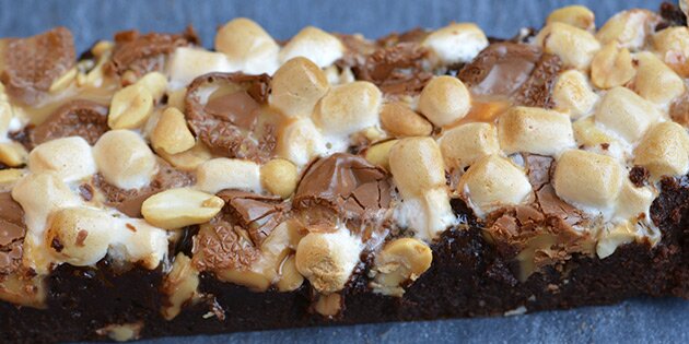 Super lækker og snasket brownie med rocky road topping