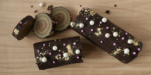 Marcipanrouladen ligner lidt en træstamme