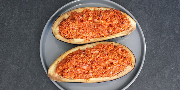 Skønne fyldte auberginer, du også kan spise som vegetar.