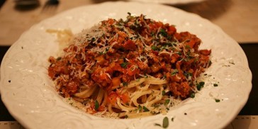 Autentisk opskrift på klassisk italiensk spaghetti bolognese