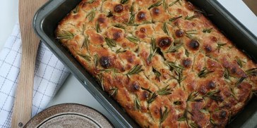 Fantastisk lækkert focaccia med rosmarin og havsalt