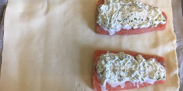 Det er utroligt nemt at lave de skønne laksepakker