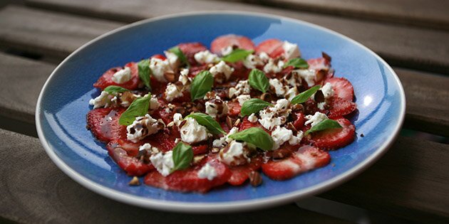 Forretten ligner carpaccio af jordbær