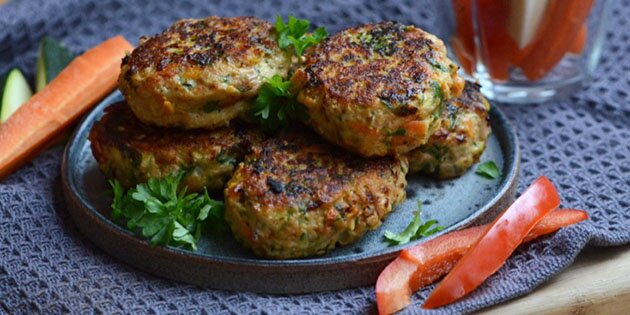 De er proppet med dejlige grøntsager og smager skønt.