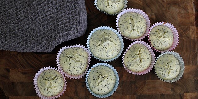 Birkes giver lidt dejligt knas til disse friske muffins med citron.