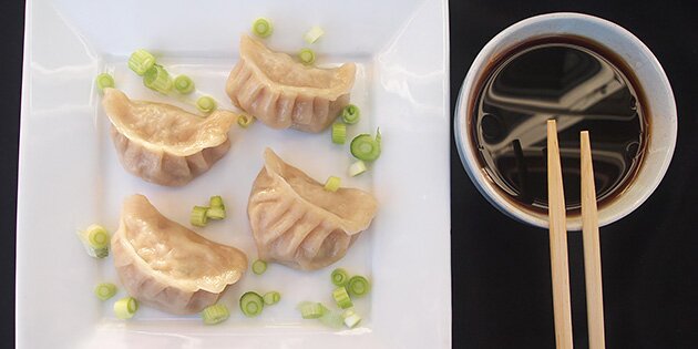 De fungerer godt både som forret og hovedret eller som del af en større asiatisk menu.