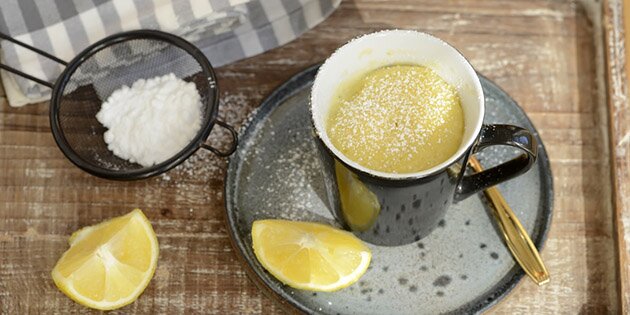 Den skønne kage i kop uden mælk og lavet med ingredienser, du sikkert har i forvejen.