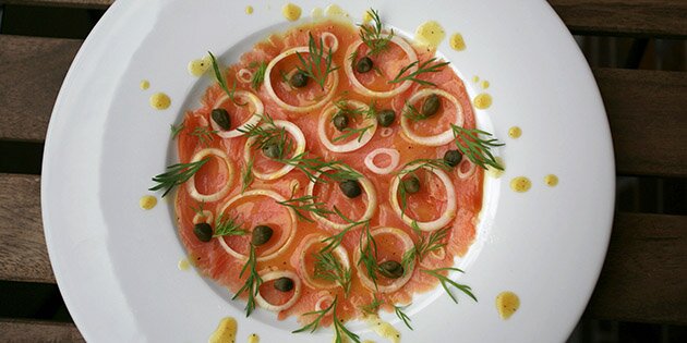 Laksecarpaccio lækker opskrift røget laks