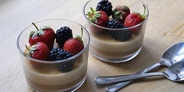 Panna cotta er en klassisk italiensk dessert, og her er den lavet med smag af earl grey