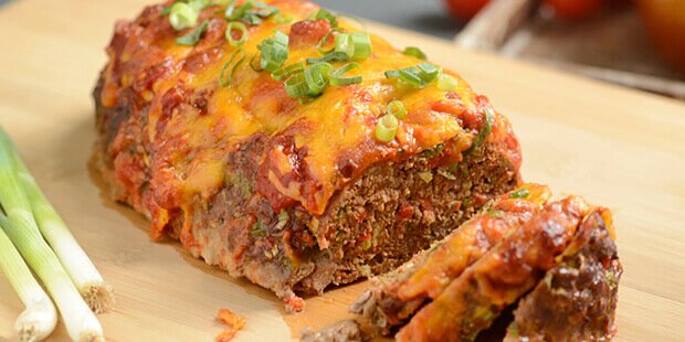 Toppet med salsa og smeltet cheddar er det ikke til at stå for.