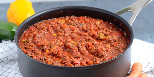 Lav gerne en stor portion kødsovs og frys resterne ned til en anden god gang.