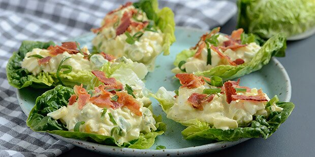 Drys evt. også med lidt frisk forårsløg på den cremede æggesalat for et ekstra pift.