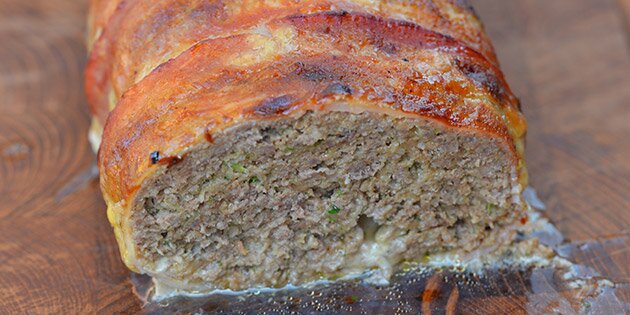 Det er smagen af røget bacon og barbecuesauce, der får det til at smage amerikansk