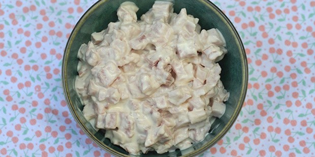 Lav en nem skinkesalat af resterne.