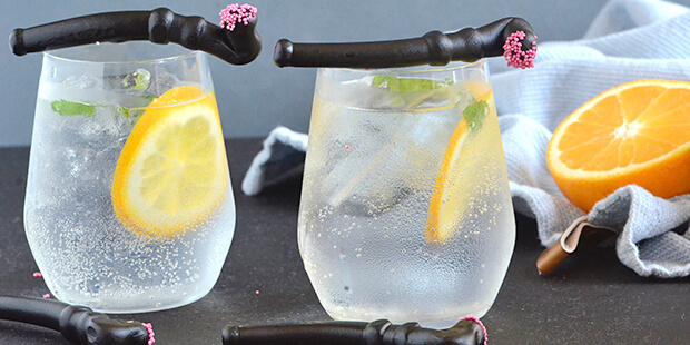 Appelsin og lakrids parret med gin og tonic er et perfekt match.