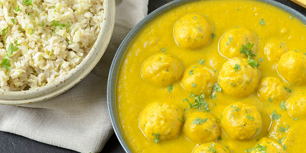 Det er ikke til at se det, hvis man ikke lige ved det, men der er propfyldt med grøntsager i sovsen.