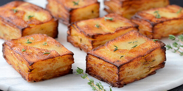 De steges sprøde og gyldne på begge sider, så de bliver super luksuriøst tilbehør til din oksemørbrad