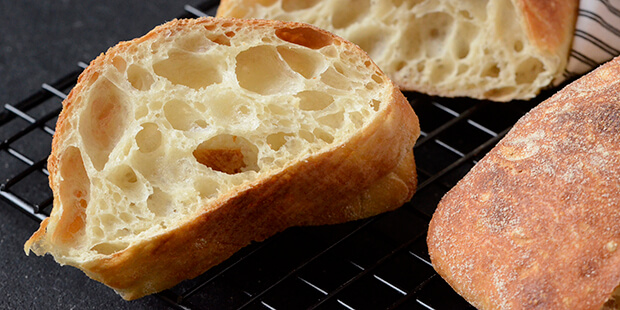 Der kan gemme sig masser af dejlig pesto i hullerne.