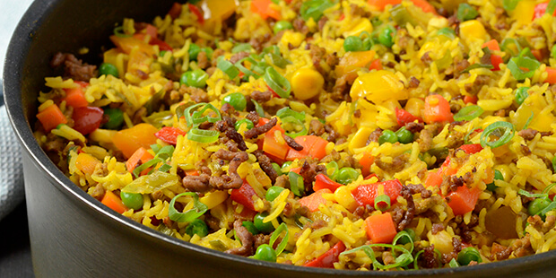 Propfyldt med grøntsager, bl.a. gulerødder og peberfrugter og med en dejlig orientalsk smag af karry.