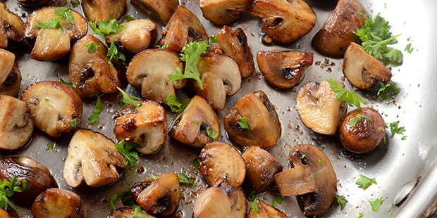 De får en lækker nærmest kødagtig smag, når de steges helt perfekt.